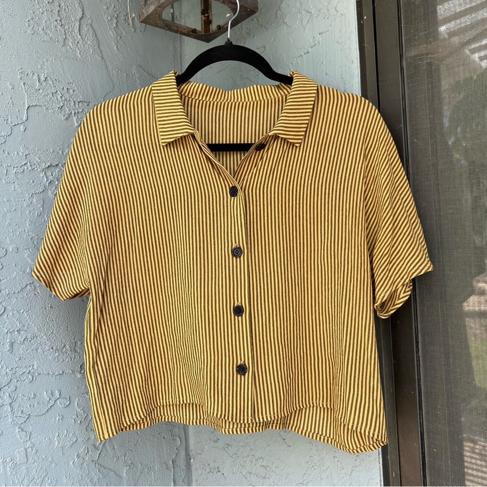 Silk vintage button down stripped cropped shirt